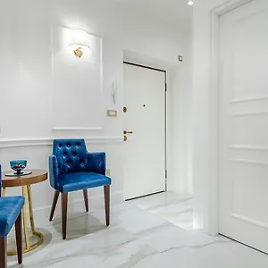 Ann Luxury Split