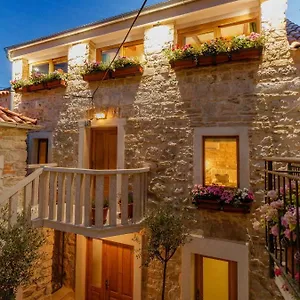 4* Guest house Stone House Luxury